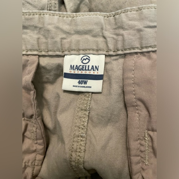 Magellan Outdoors Tan Flat Front Shorts size 40W - Picture 5 of 5